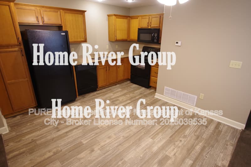 Platte City Townhome: 13660 Oak Valley Dr