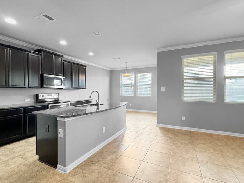 San Antonio House: 11307 Decidedly