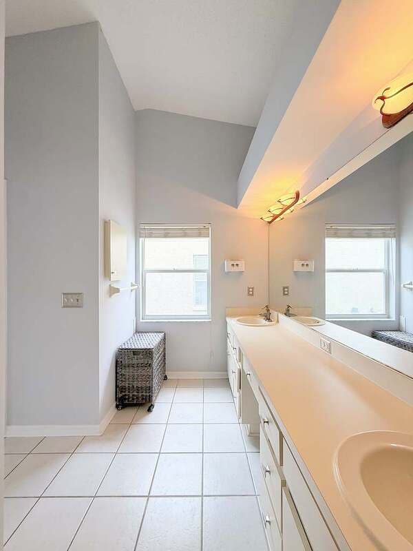 Valrico House: 1118 Hardwood Drive