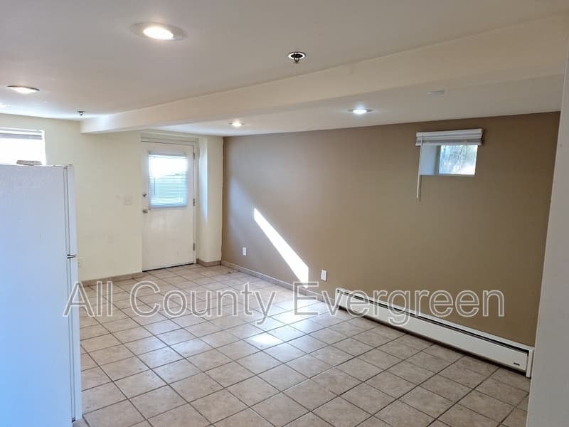 Bremerton Apartment: 828 Broadway Ave