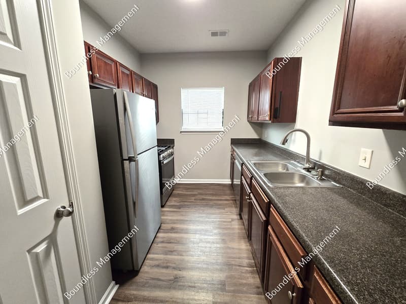 Atlanta House: 2330 Hackamore Dr