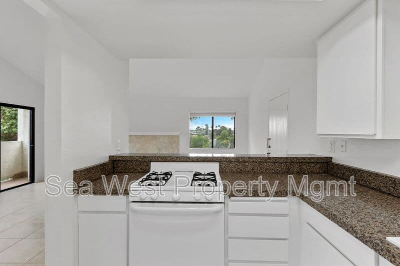 Carlsbad Condo: 6907 Quail Pl.