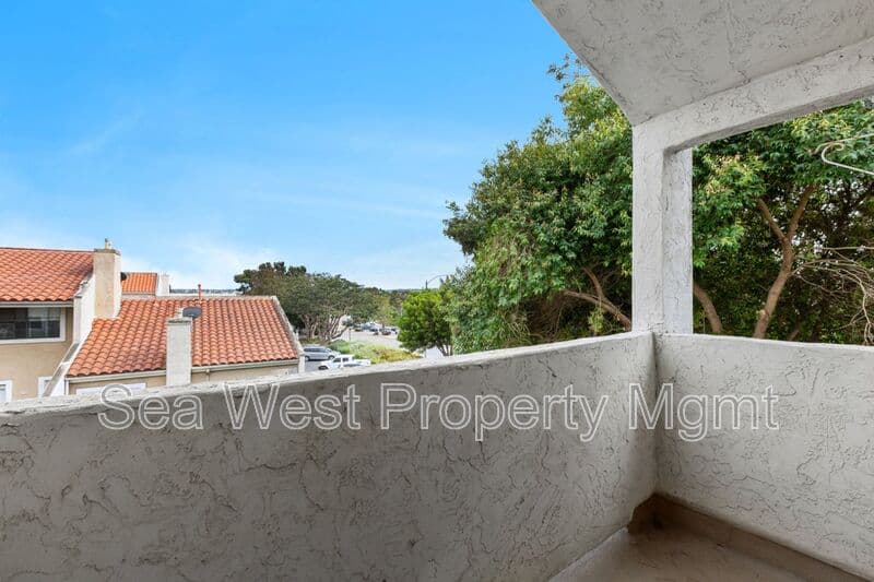 Carlsbad Condo: 6907 Quail Pl.