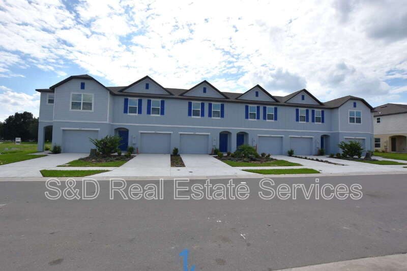 Lakeland House: 3913 Academia Ave.