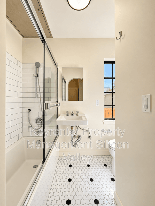 San Jose Condo: 222 N 3rd St