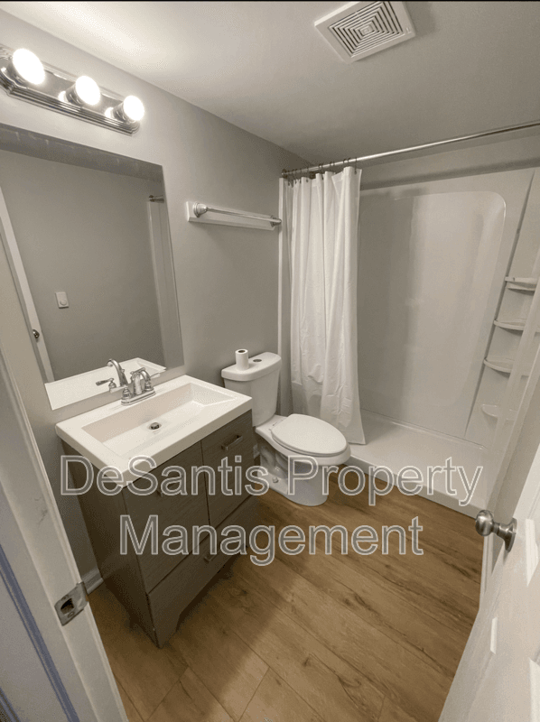 Baden Condo: 628 Steel Street