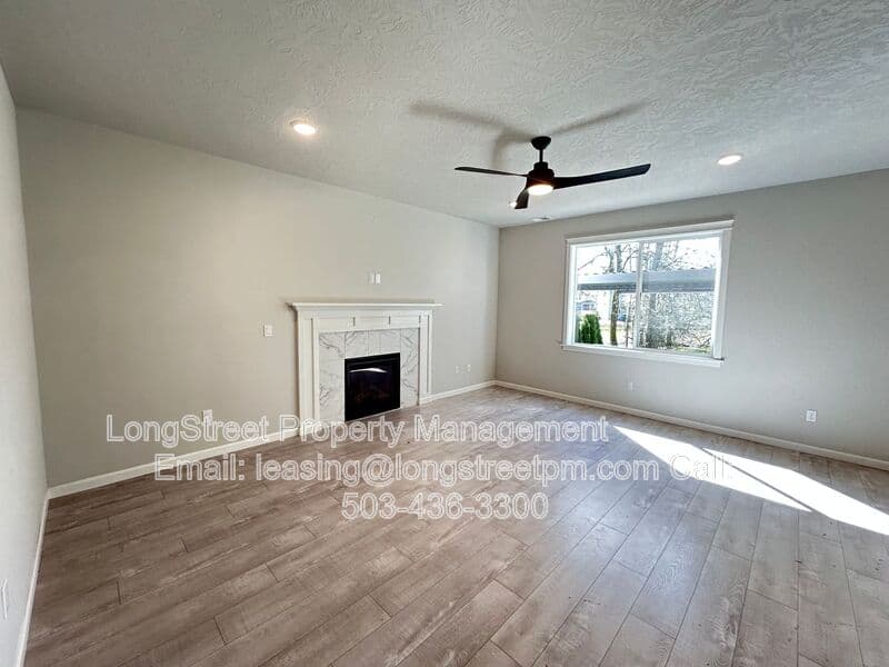 Adair Village House: 7237 SE Berg Dr