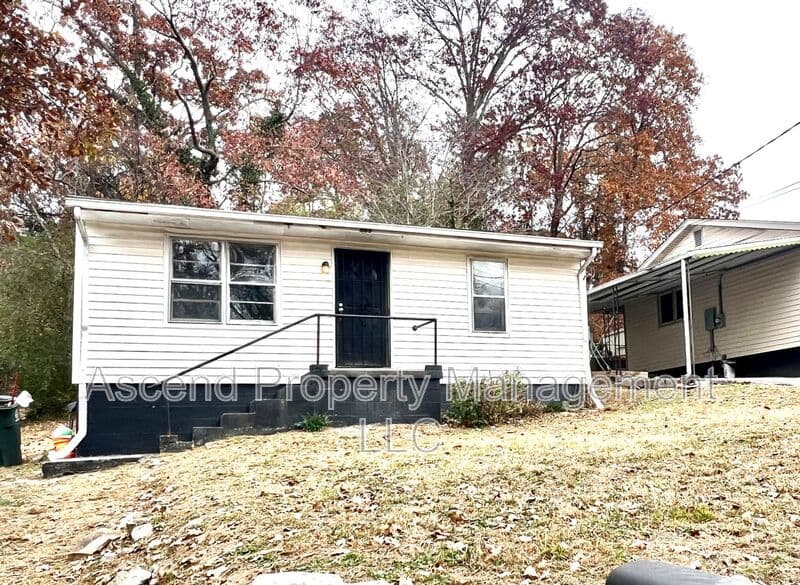 Chattanooga House: 623 Belle Vista Ave