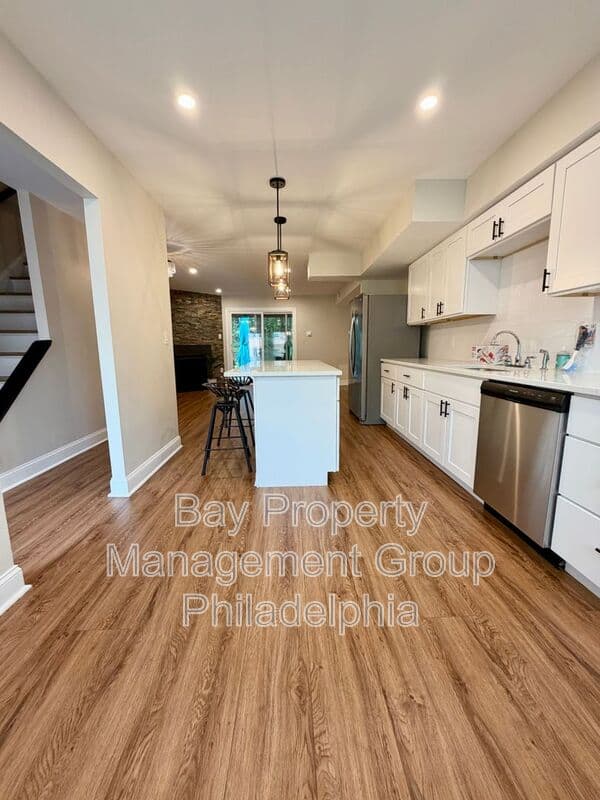 Doylestown House: 55 Providence Ave
