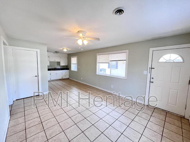 Fayetteville Condo: 15 W Martin Luther King Jr Blvd
