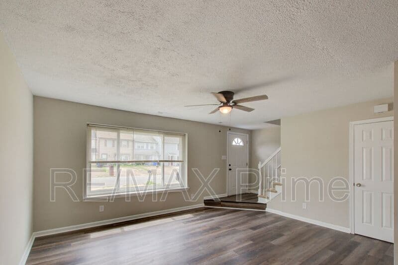 Virginia Beach House: 5375 Grand Lake Crescent