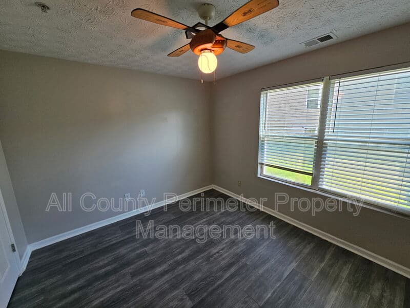 Lithonia Condo: 2102 Fairington Ridge Circle
