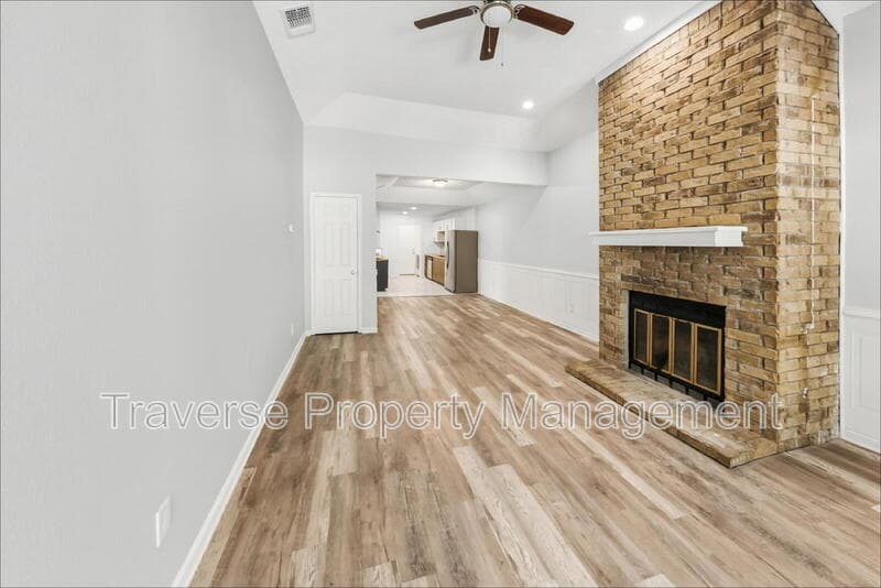 Fort Worth Condo: 7806 Laver Ct