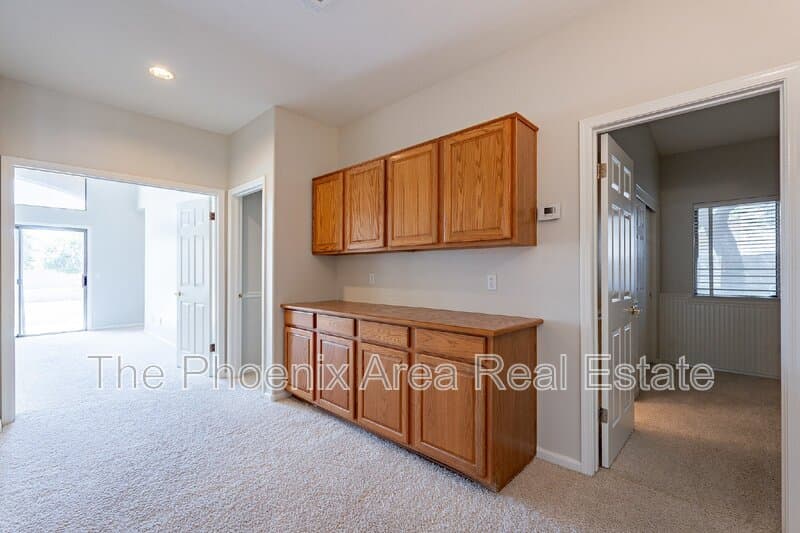 Mesa House: 4133 E Elmwood St