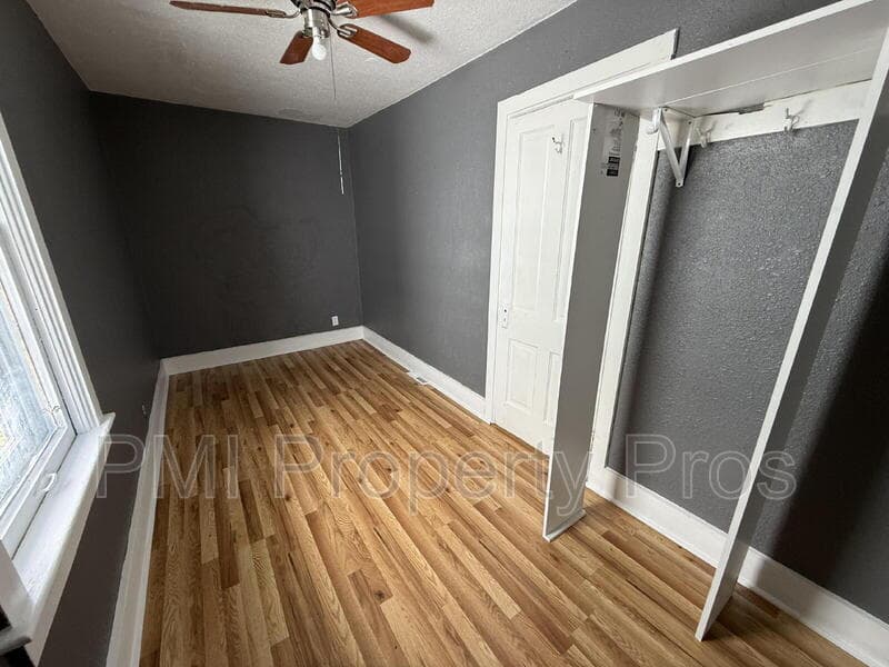 Milwaukee House: 2630 N 24th St