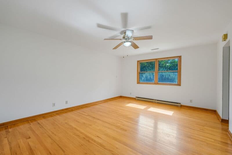 Spotsylvania House: 10003 Courthouse Rd