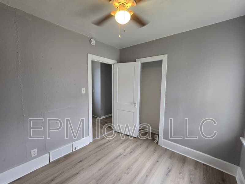 Waterloo House: 512 Maynard Avenue
