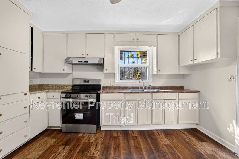 Winston Salem House: 1416 Clark Ave