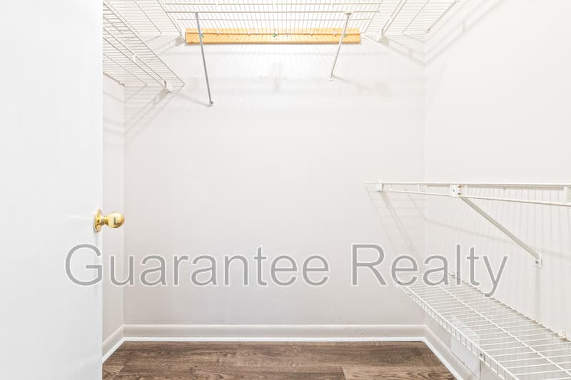 Winter Haven House: 1611 High Point Court Southwest