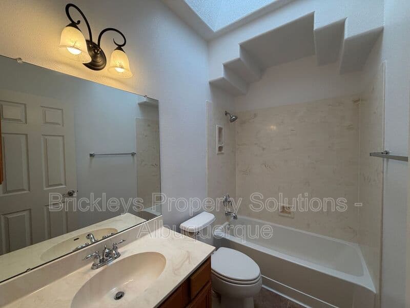 Rio Rancho House: 65 Willow Trace Court SE
