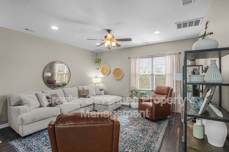 Pooler House: 153 Hamilton Grove Drive