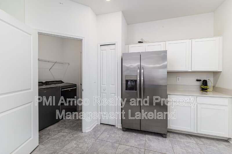 Winter Haven House: 1228 Tyler Lp