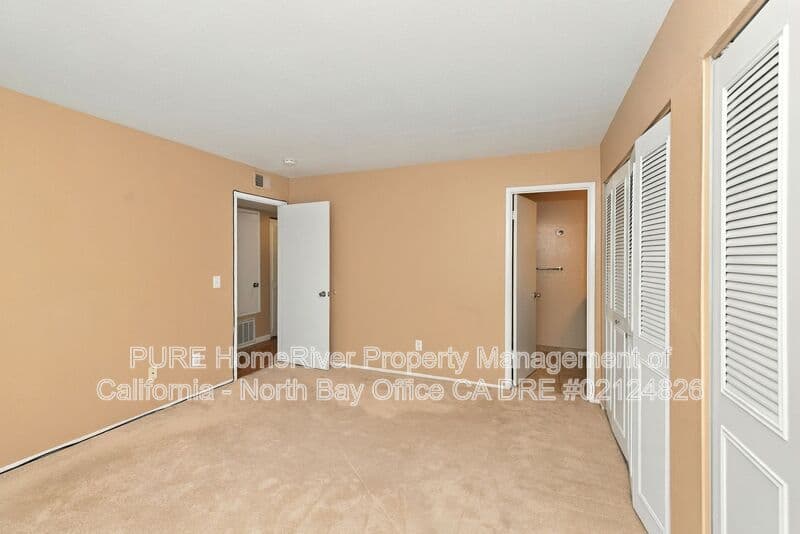 Santa Rosa Condo: 1951 Knolls Drive