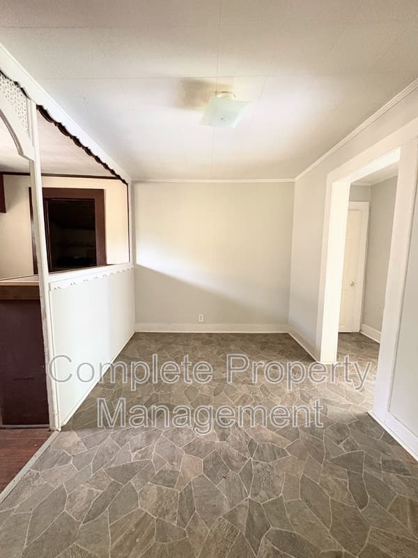 Bessemer House: 1015 11th Street North