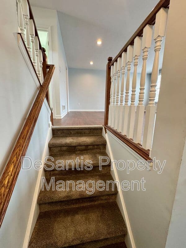 Wexford Townhome: 307 Marshall Heights Drive