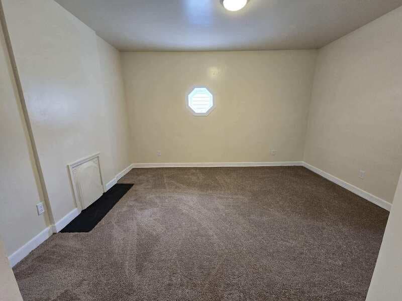 Petersburg Townhome: 302 E Wythe St