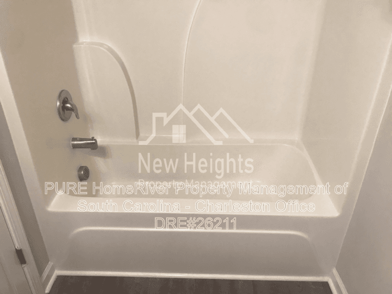 Goose Creek House: 160 Buchanan Cir