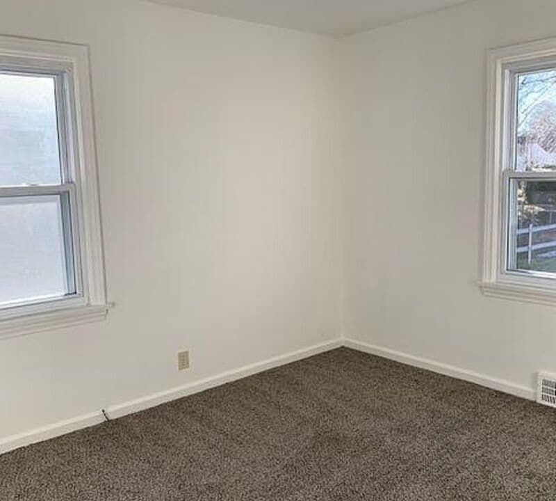 Youngstown House: 2182 Gregory Ave