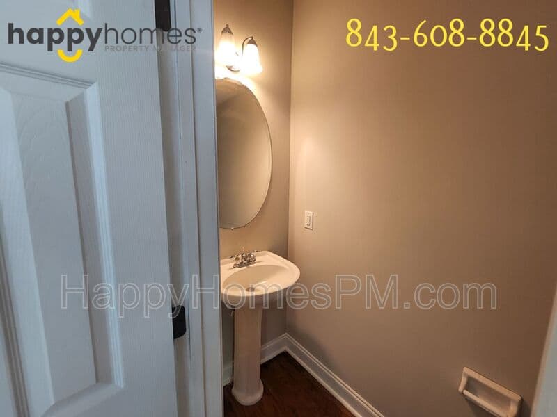 Summerville House: 111 Walden Ridge Way