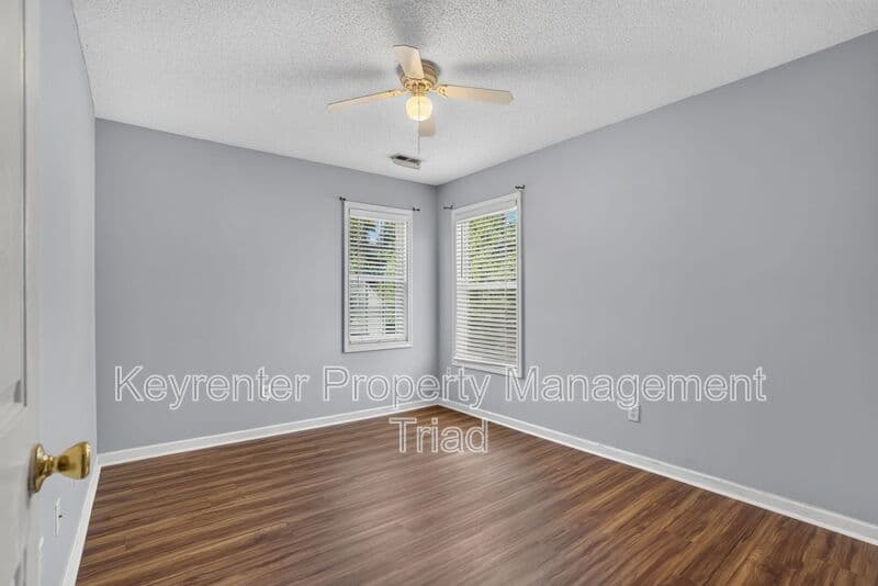 Greensboro House: 4510 Camden Ridge Drive
