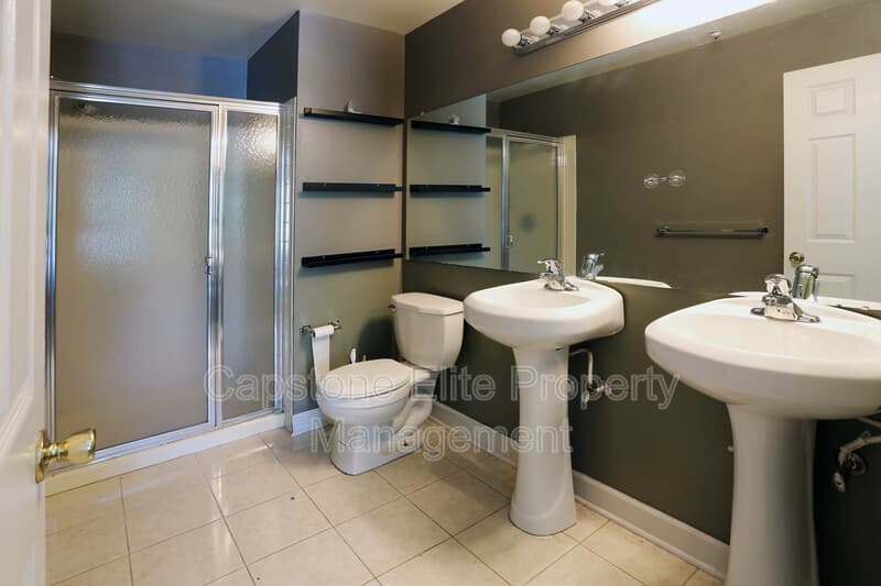 Newark Condo: Society Hill Triple - Master Suite