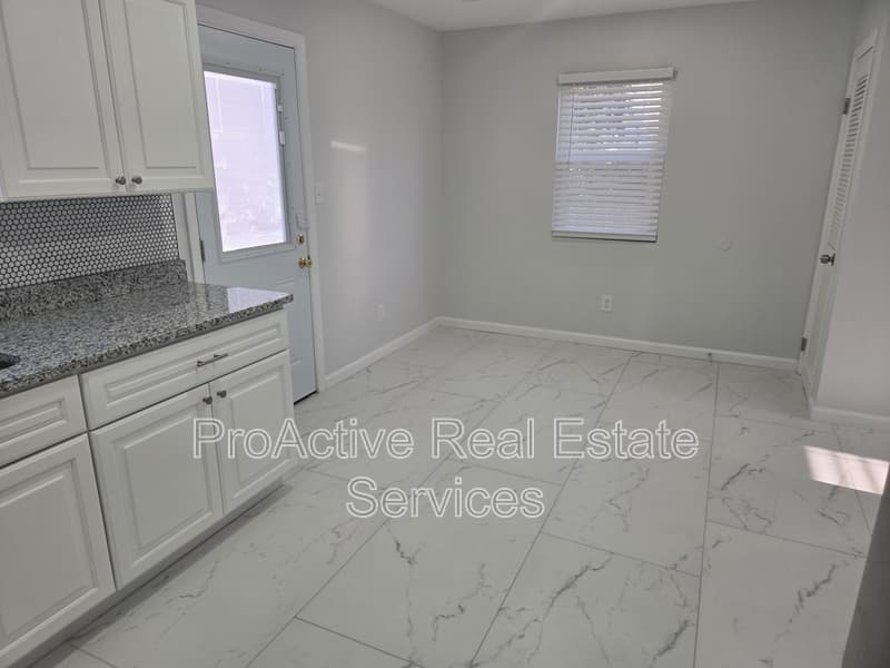 Norfolk Condo: 9523 18th Bay Street