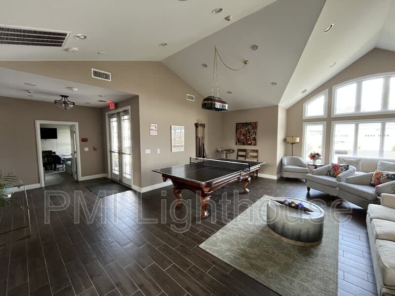 Coram Townhome: 25 Willow Drive