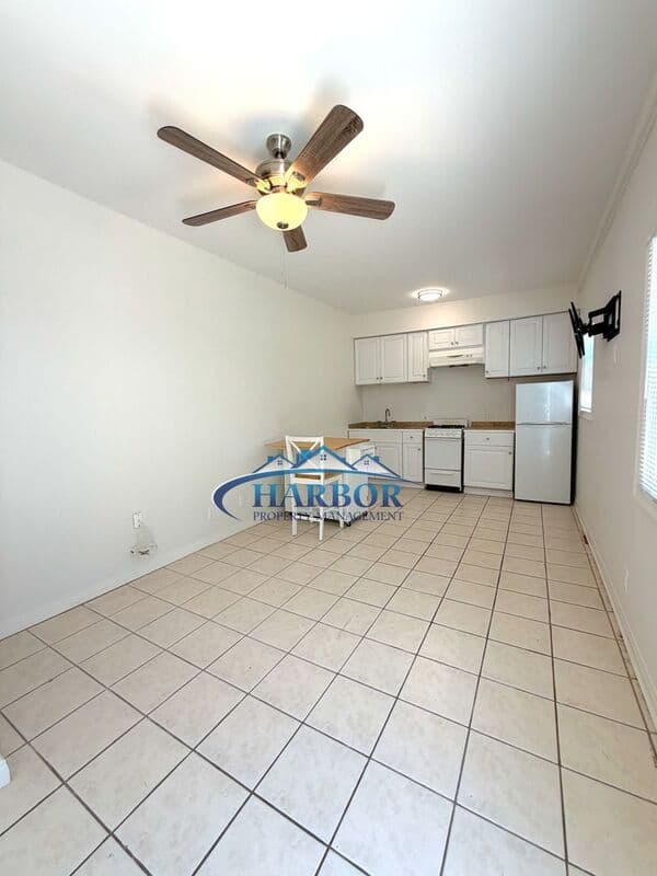 Redondo Beach Condo: 154 - 156 Paseo de la Concha