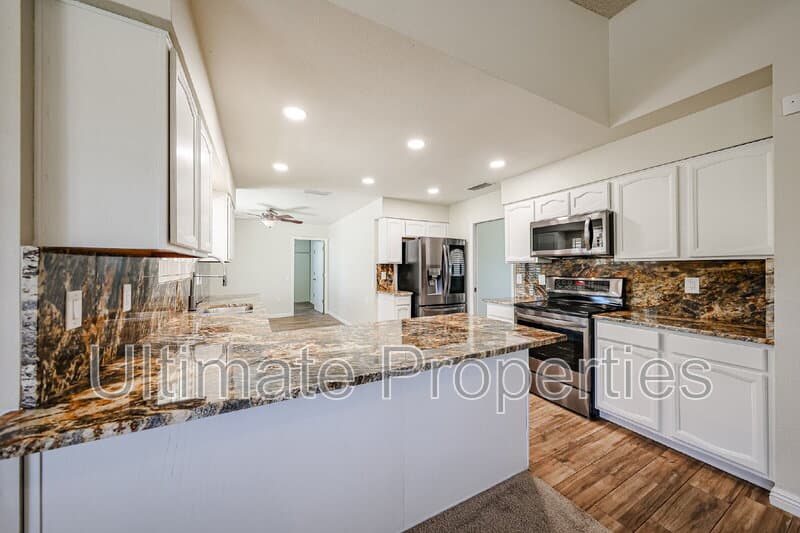 Sun City West House: 13107 West Lyric Drive