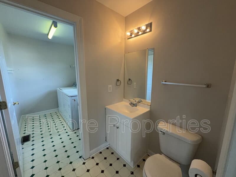 Willow Spring House: 1500 Money Penny Ct