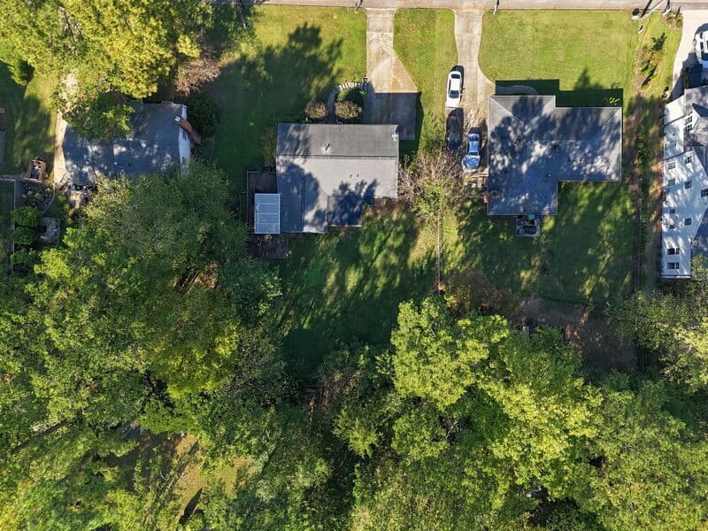 Raleigh House: 412 Pinecroft Drive
