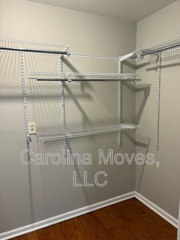 Greenville House: 4597 Coach Hill Drive