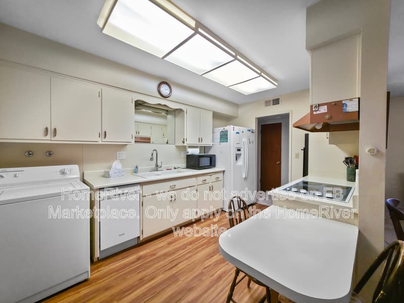 Sun City House: 10632 W Snead Dr