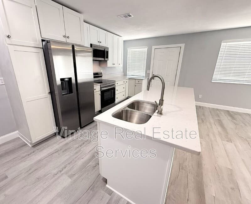 Palm Harbor Condo: 1231 Illinois Ave