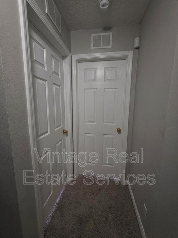 Valrico House: 3342 Spy Tower Ct