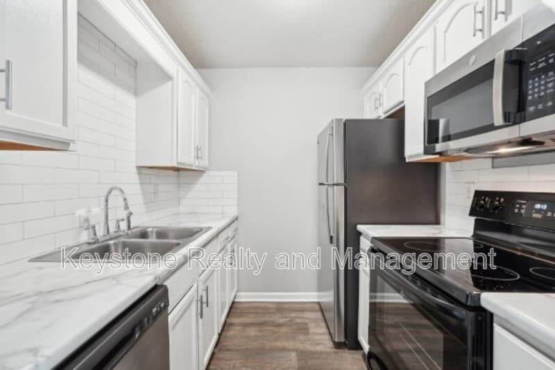 Clarksville Condo: 3301 Royster Lane