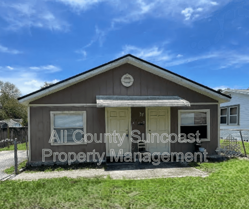 St.Petersburg Condo: 1830 27th Ave N #E