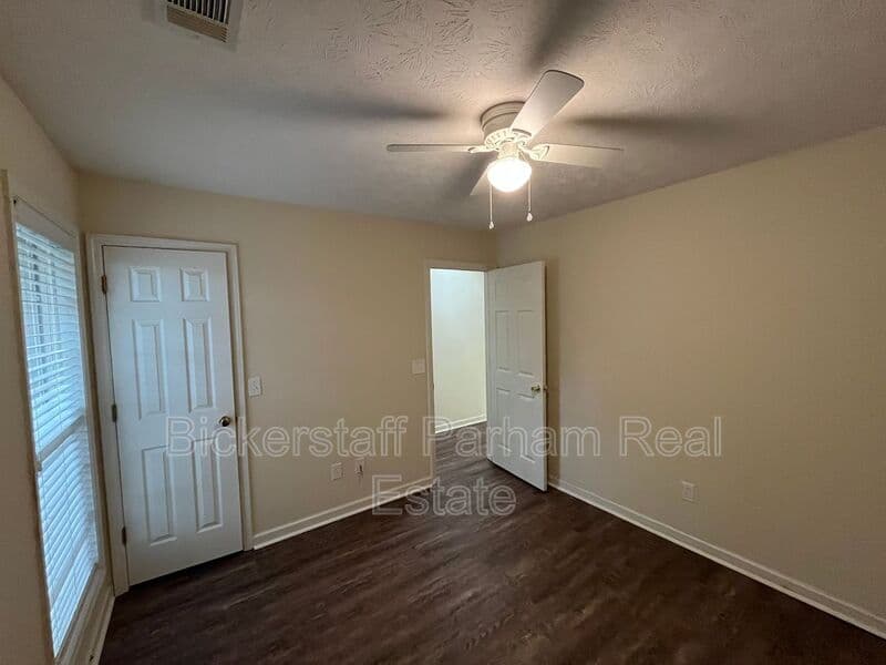 Hamilton House: 130 Mobley Court