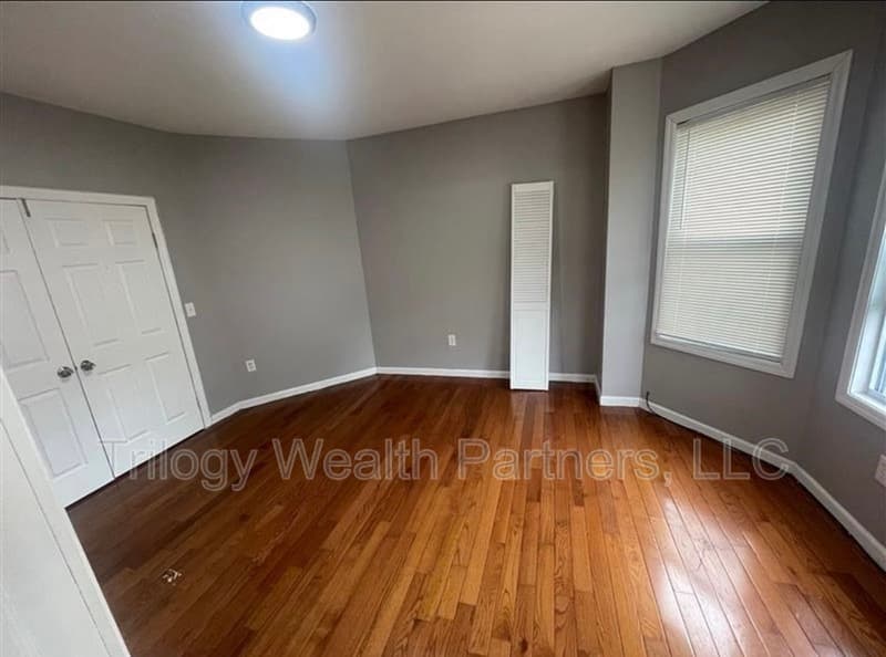 Newark Condo: 104 South 12th Street - 2