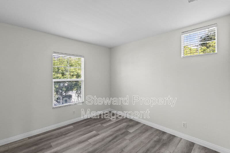 Ladera Ranch House: 6 Lindenwood Farm